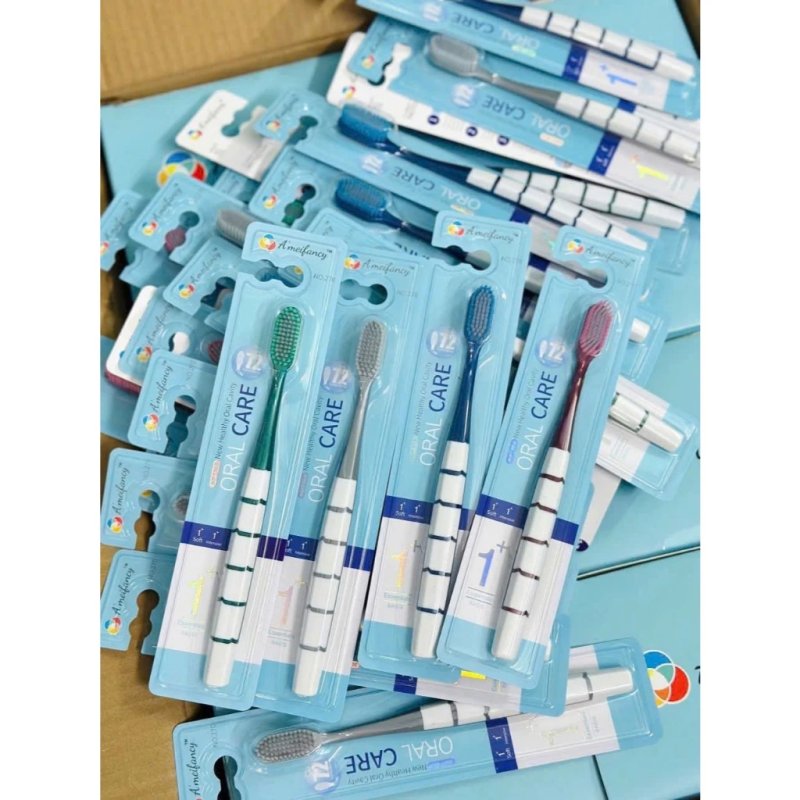 Combo 20 Chiếc Bàn Chải Đánh Răng Lông Mềm Oral Care No.270 Chính Hãng